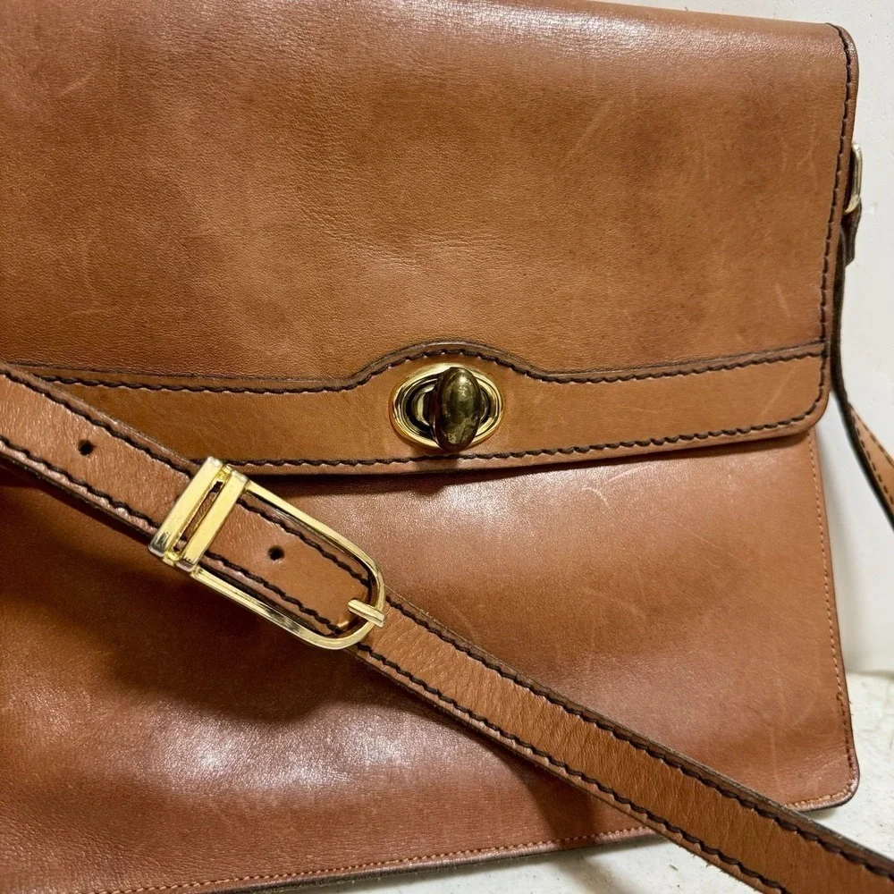 Vintage Tan Leather Crossbody Bag Turn Lock Flap Messenger Bag Brown